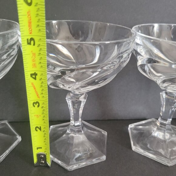 Set Of 4 Vintage Cristal D'arques Coupe Cocktail Glasses Swirl Design - Picture 4 of 8